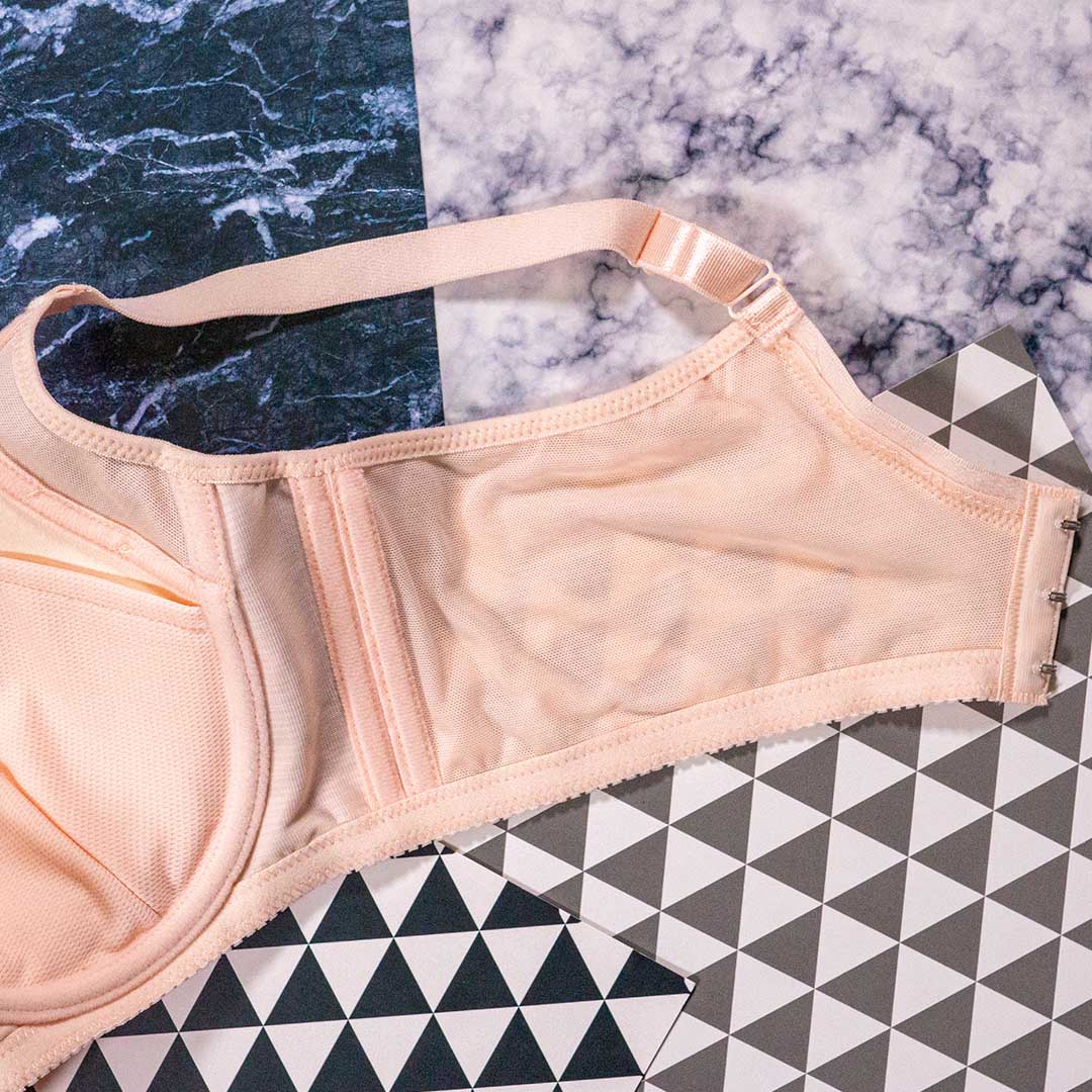 修副專享光滑面無痕*軟鋼圈*調整型內衣