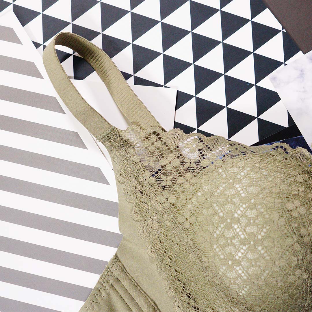 天然玫瑰精油輕柔透氣納米綿少女性感蕾絲內衣