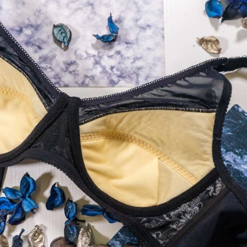 French silk protein safe-and-steel-free underwear