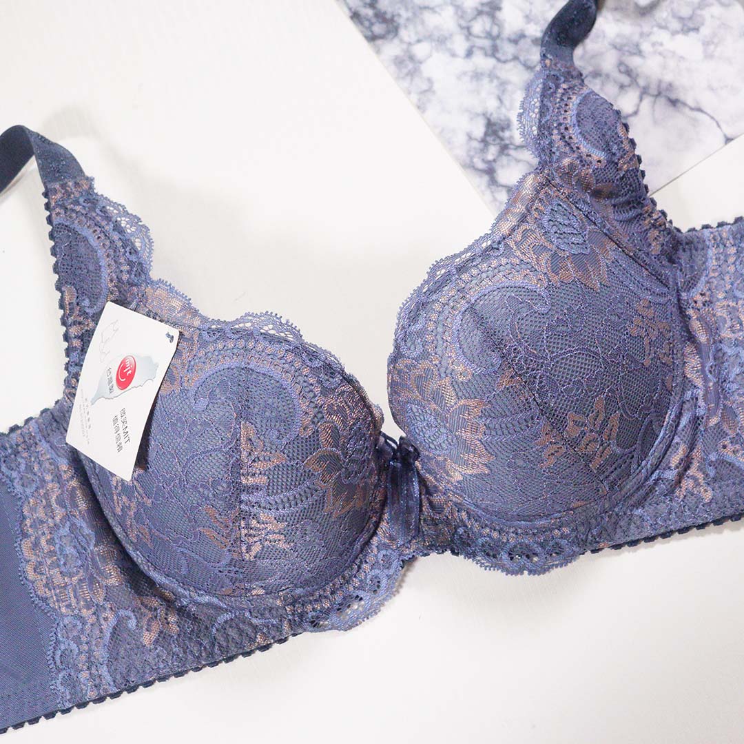 神手美波提托修副乳一體立體美胸內衣(A.B)杯