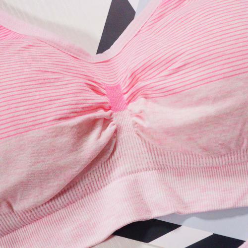 Taiwanese patented health breathable cup - Breathable and fresh style. 4-piece set of stretchy sports underwear without steel rings.