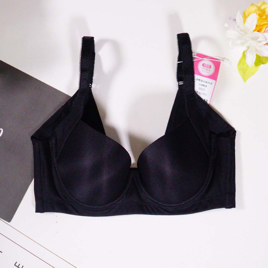 自信全包覆素面無痕機能內衣 專業養脂術系列