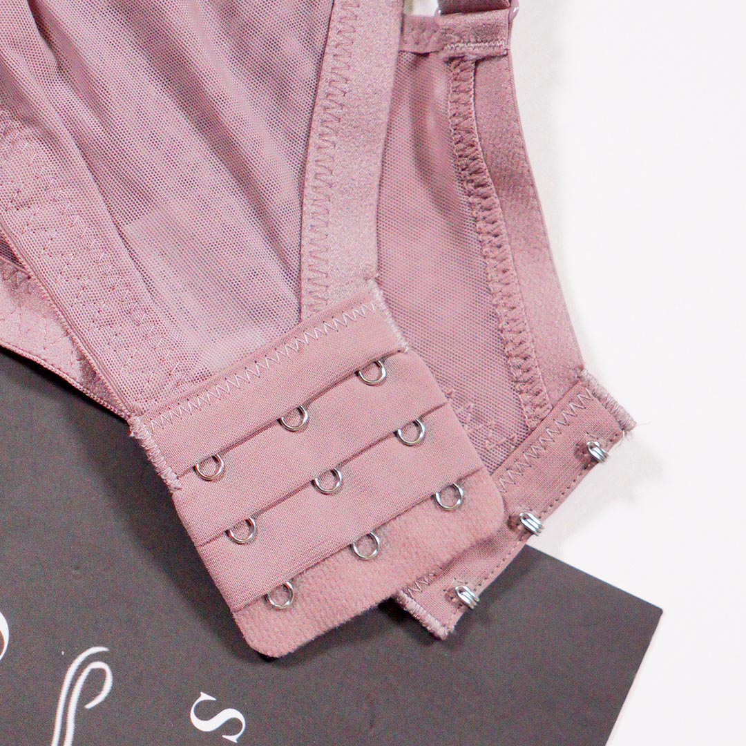 可拆卸海綿墊聚攏無痕無鋼圈蕾絲內衣(BR016)