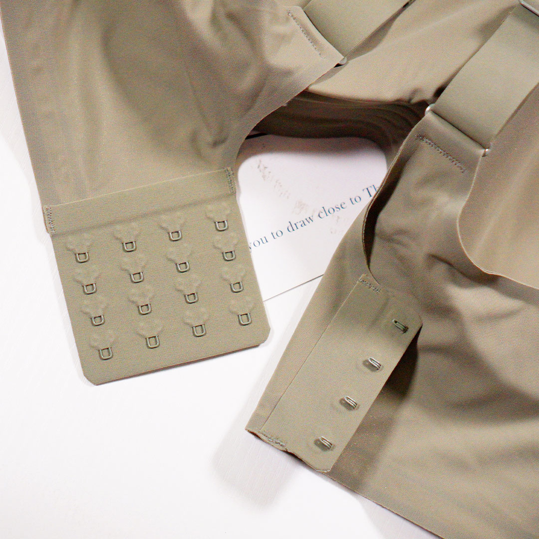 UPUP BRA 無痕無鋼圈上托聚攏多功能調整型內衣-無感BRA