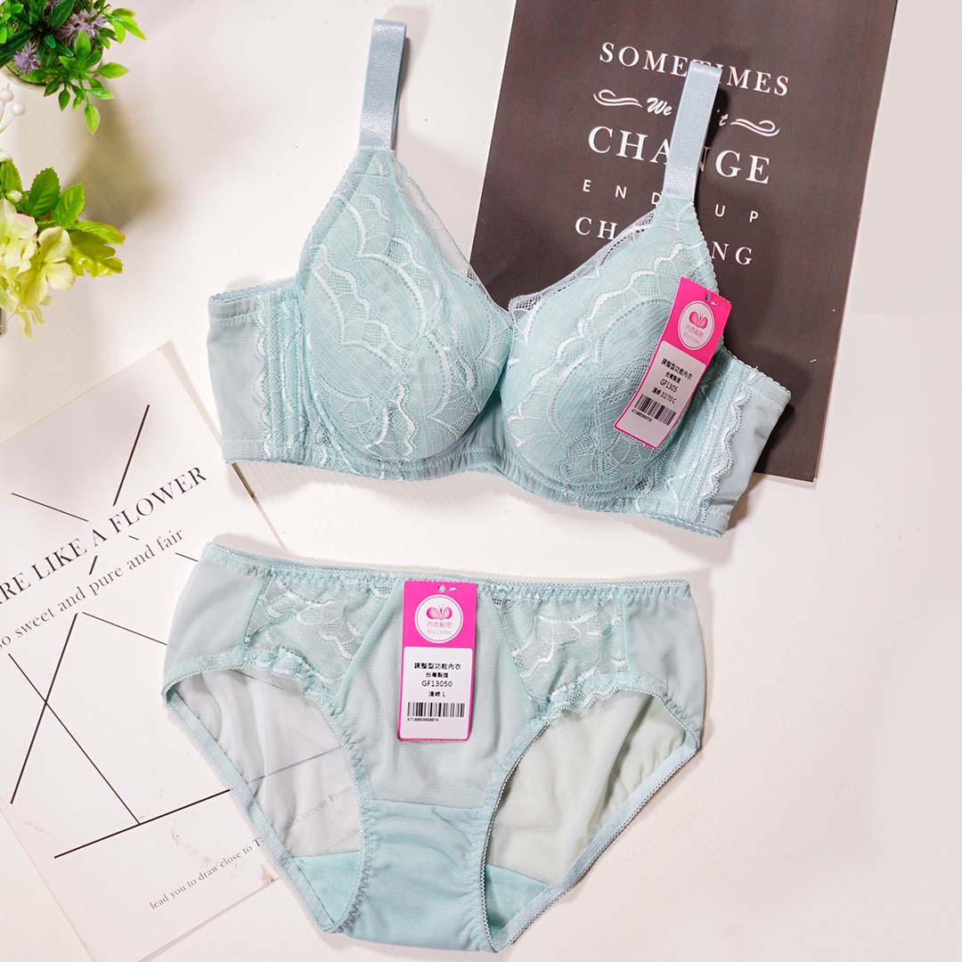甜蜜女神大罩杯包覆機能內衣