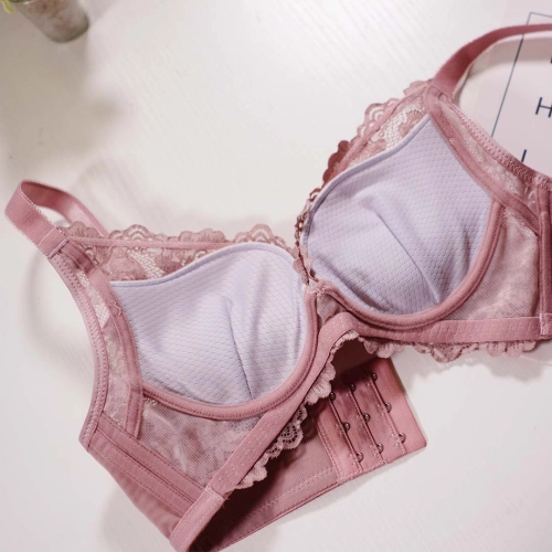 集中托高型軟鋼圈調整型內衣 A-C