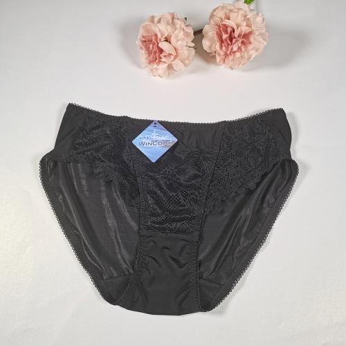Graceful curves with pants
