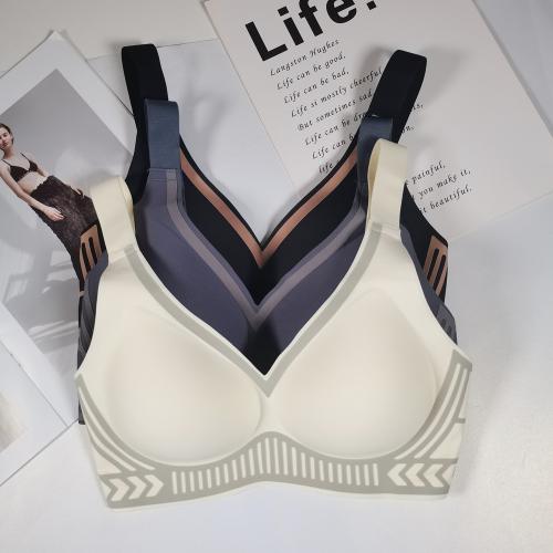 Jelly strip support, snug fit, lightweight shock-absorbing bra with 3 rows and 3 buckles for stability