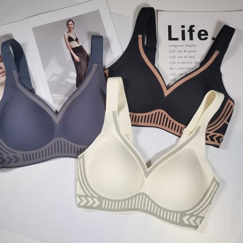 Jelly strip support, snug fit, lightweight shock-absorbing bra with 3 rows and 3 buckles for stability