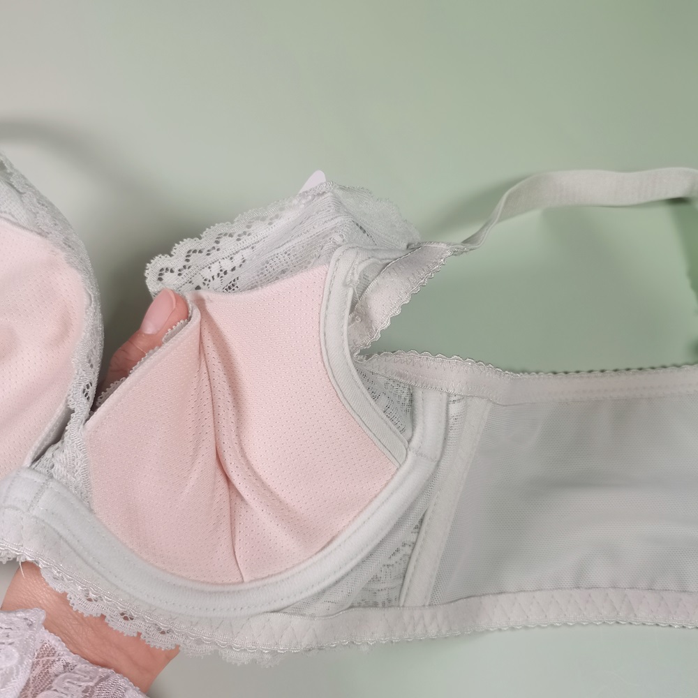 純色繁簡軟鋼圈調整型內衣