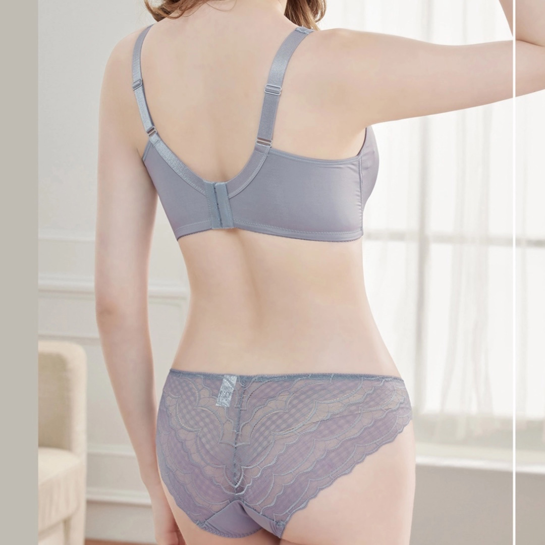 蕾絲拼接光面絲滑無鋼圈內衣