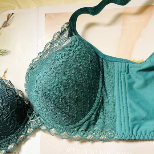 絕美動人深V加強推脂 竹炭吸濕排汗調整型內衣